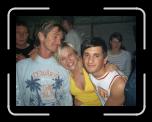2004-04-11-253 * 1600 x 1200 * (580KB)