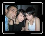 2004-04-11-263 * 1600 x 1200 * (575KB)