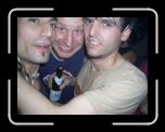 2004-04-11-306 * 1600 x 1200 * (554KB)